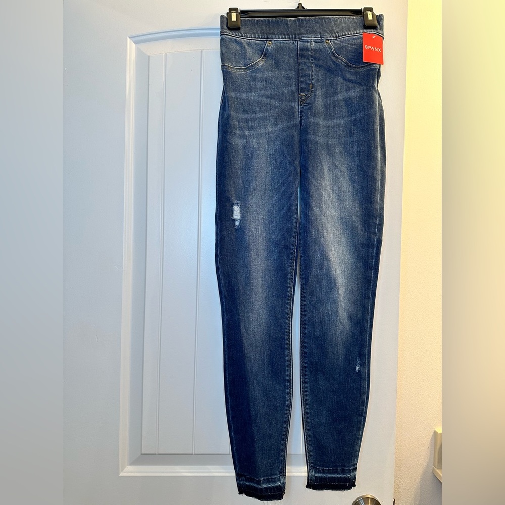 NWT! SPANX SKINNY JEANS